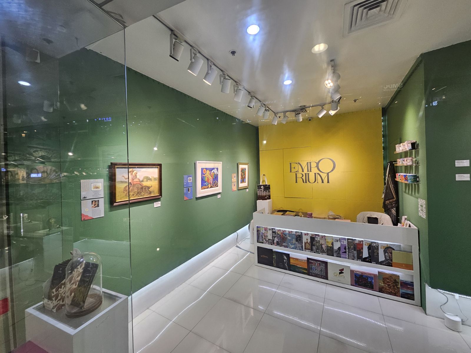 Galerie Francesca Emporium.jpg