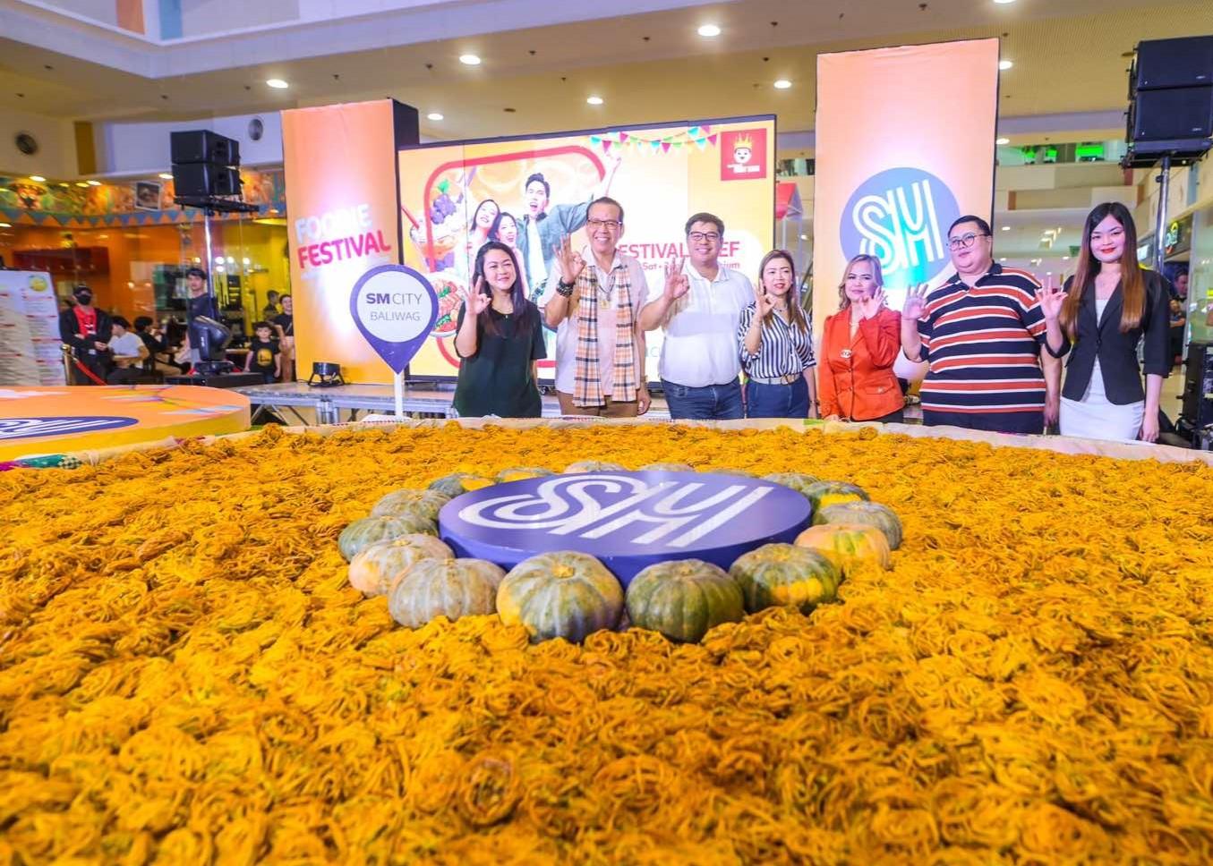 Giant Okoy in Baliuag City, Bulacan-01.jpg