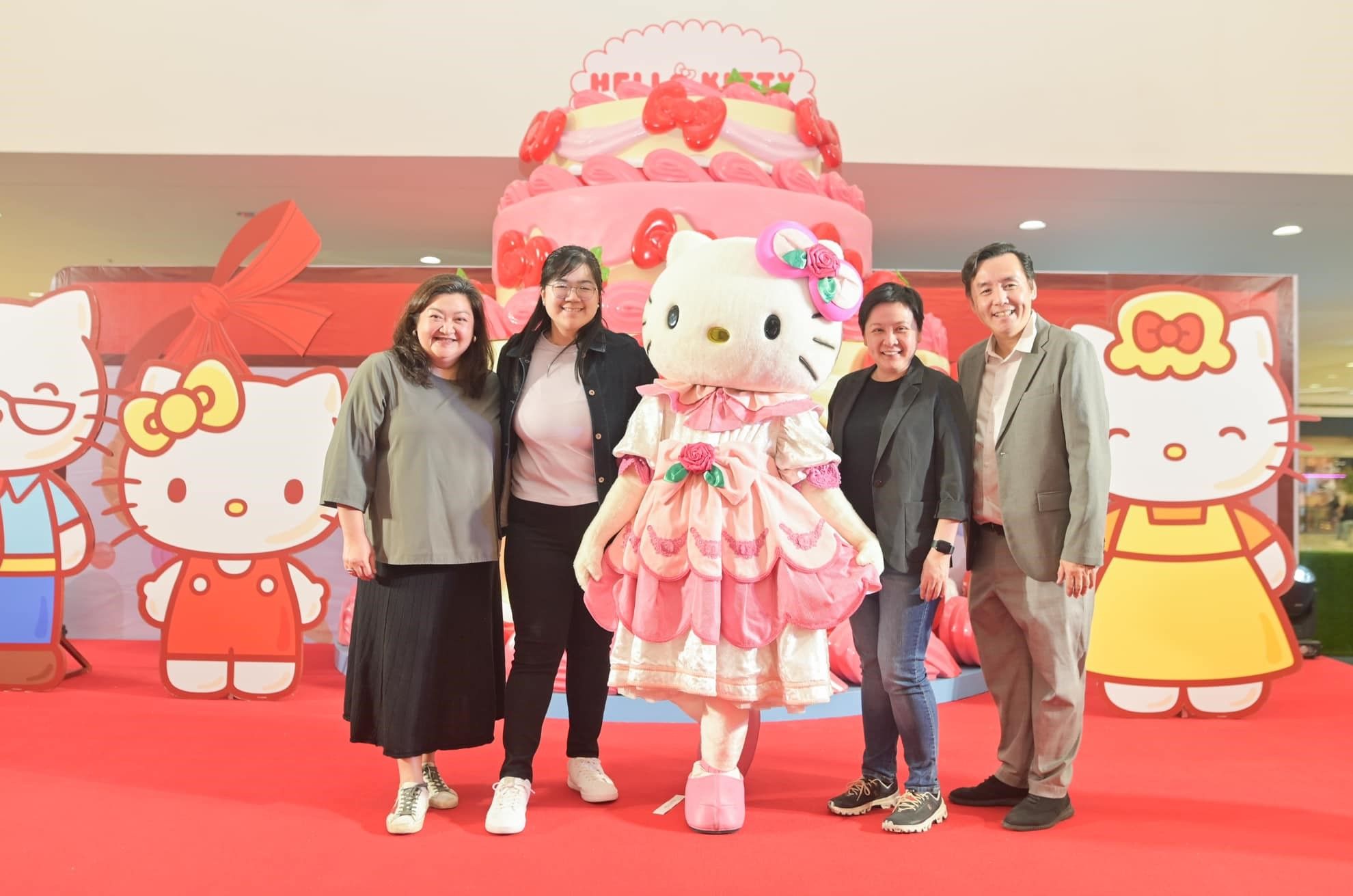 Hello Kitty Moa .jpg