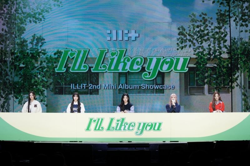 ILLIT_I’LL LIKE YOU_Group_8.jpg