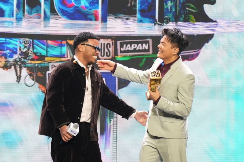 INSPIRING ACHIEVEMENT_J.Y. Park.jpg