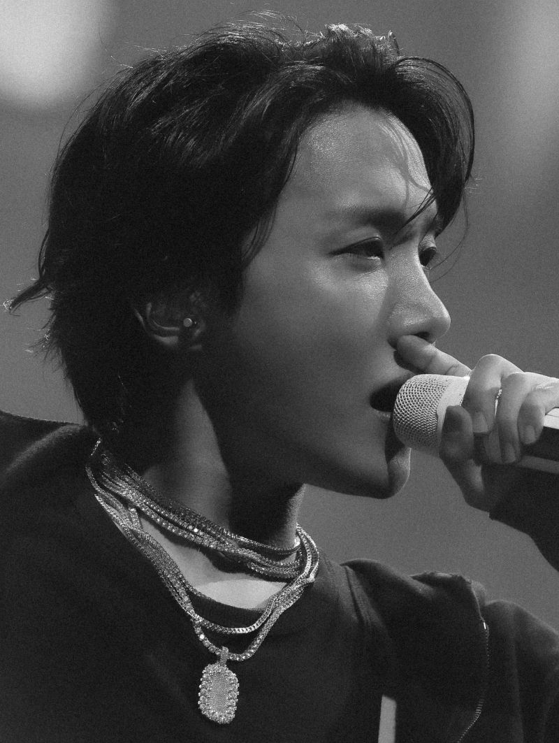 JHOPE_MANILAD2 (7).jpg