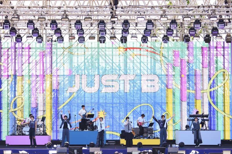 JUST B_GROUP (1).jpg