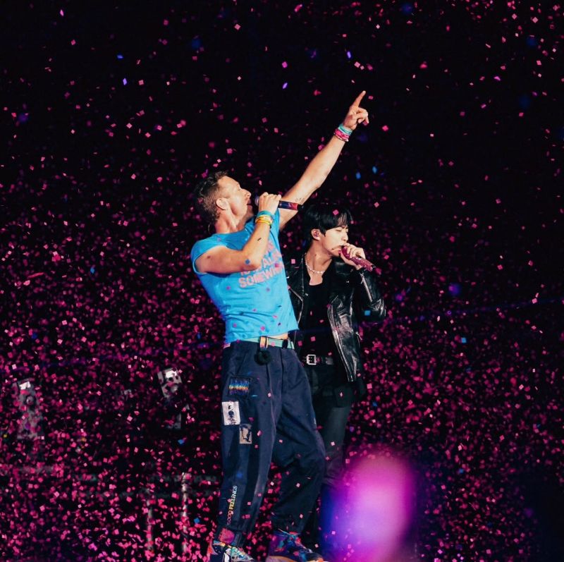 Jin_Coldplay (2).jpg