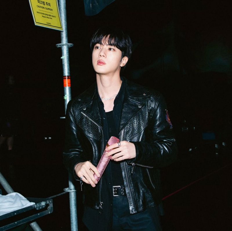 Jin_Coldplay (5).jpg