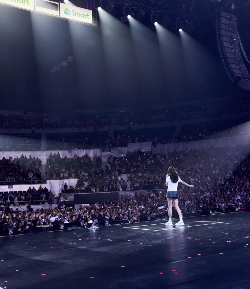 Jisoo_Manila (10).jpg