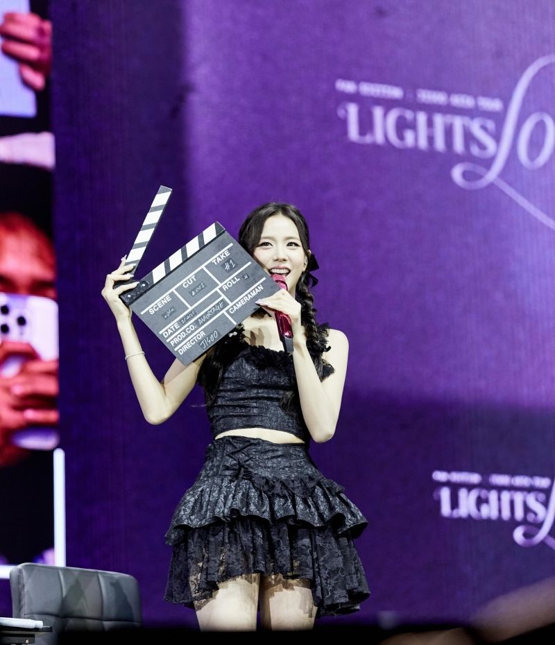 Jisoo_Manila (6).jpg