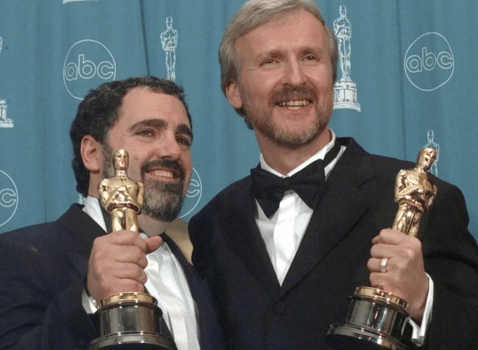 Jon Landau and James Cameron (AP) .png