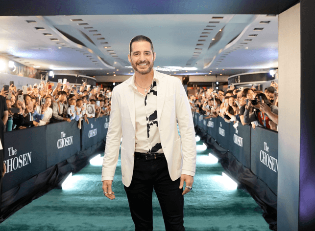 Jonathan Roumie .png