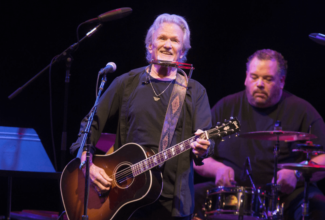 Kris Kristofferson (AP) .png
