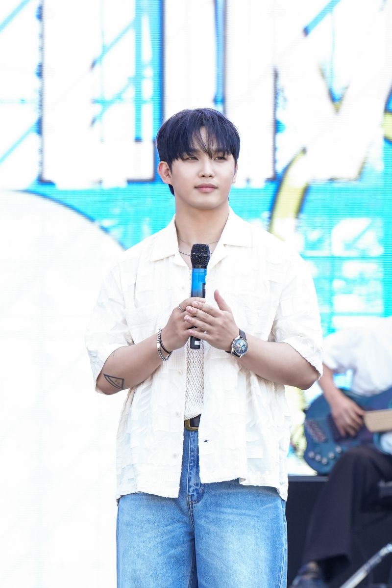LIM HYUNSIK.jpg