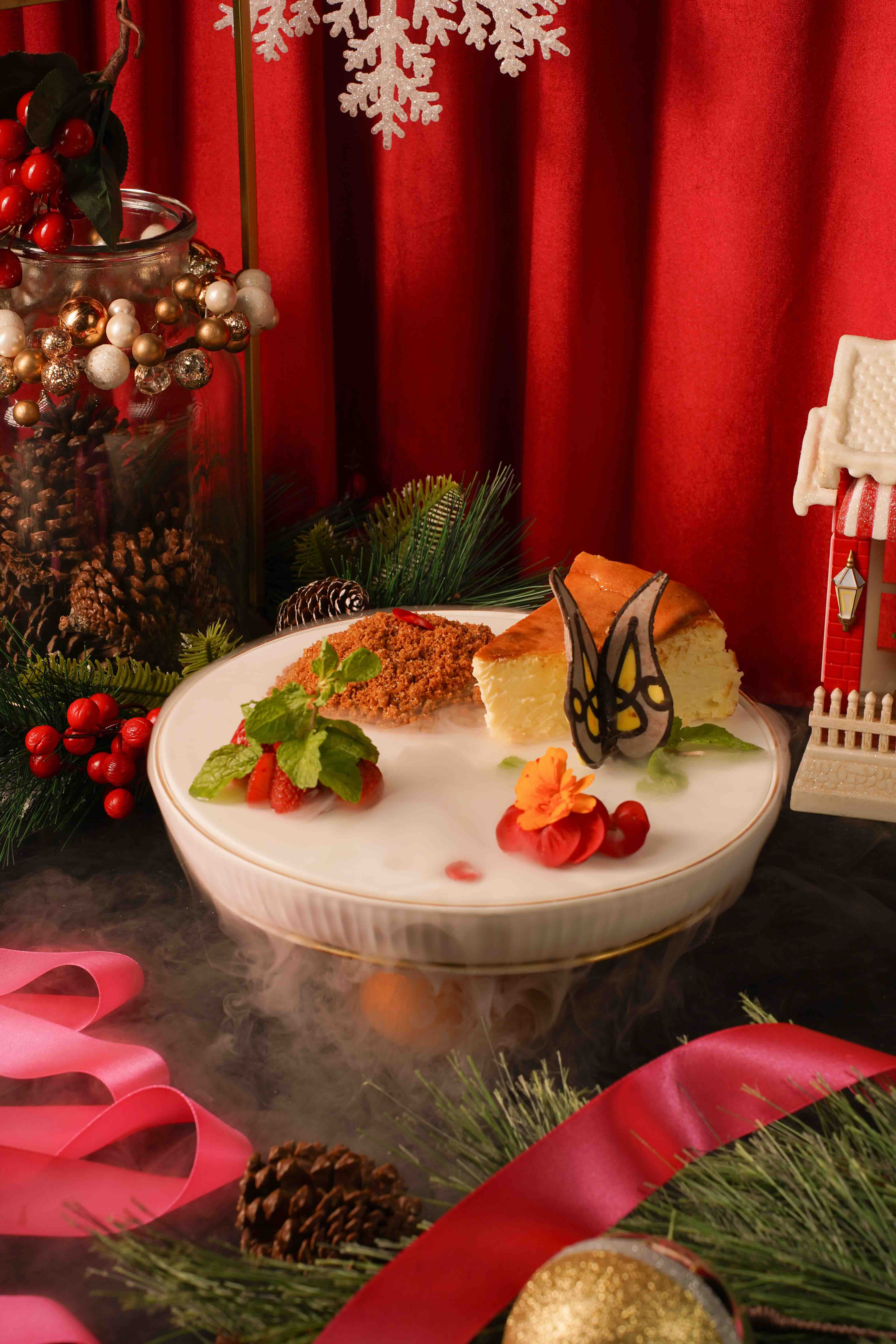 L'Amour Cheesecake Slice.jpeg