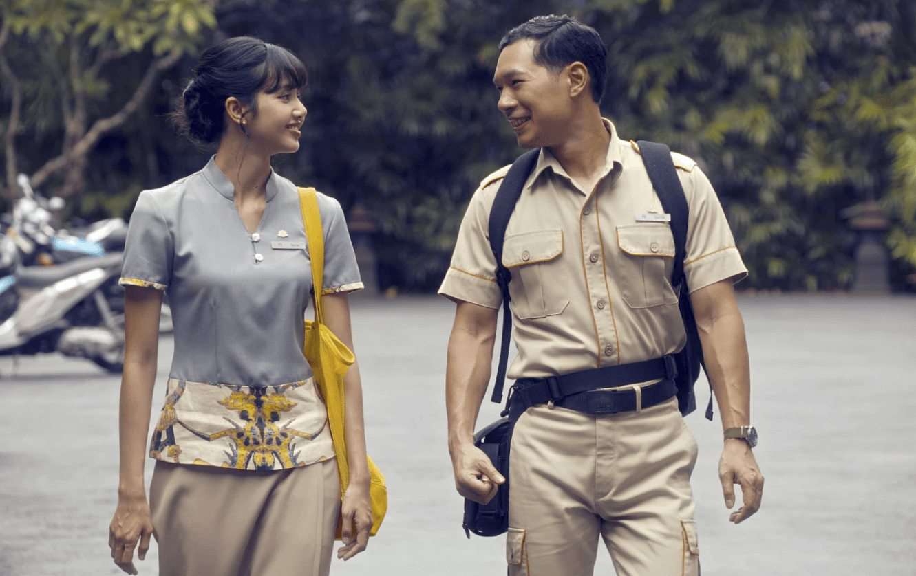 Lalisa Manobal and Tayme Thapthimthong (AP) .png