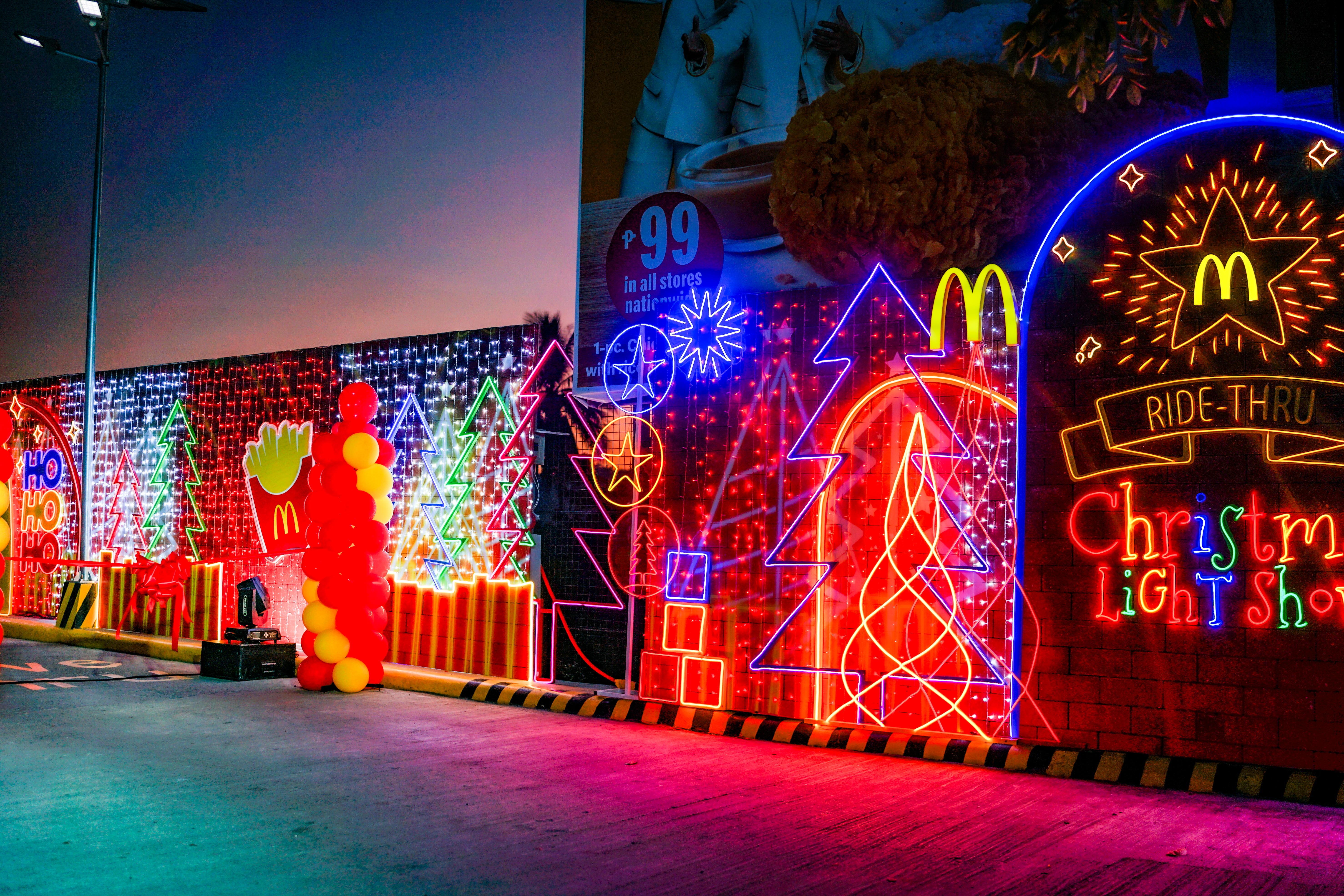 MAA Diversion Davao - Neon Dreamworld 1.jpg