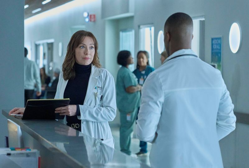 Molly Parker stars in DOC on AXN .jpg