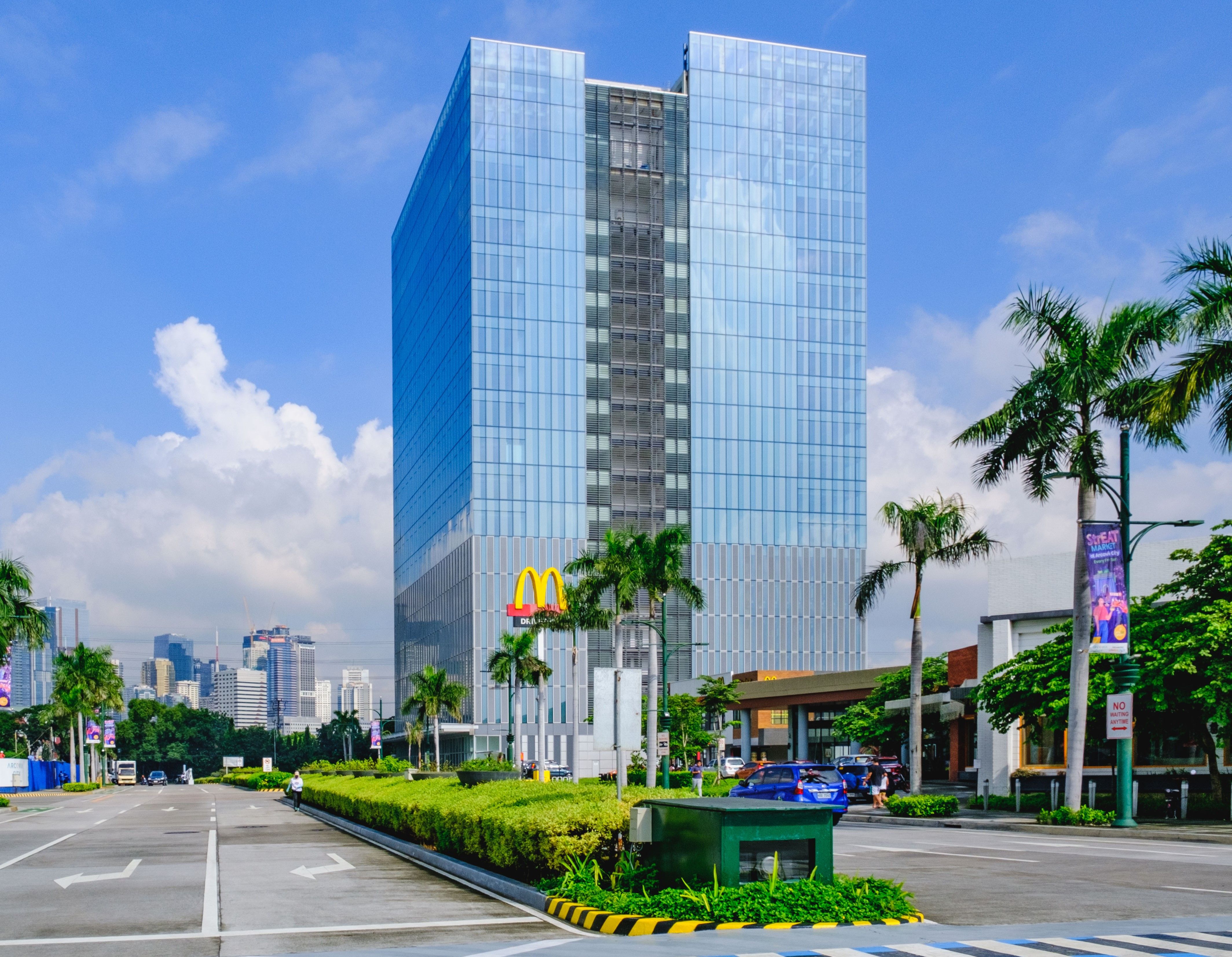 One Paseo at ArcoVia City, Pasig.jpg