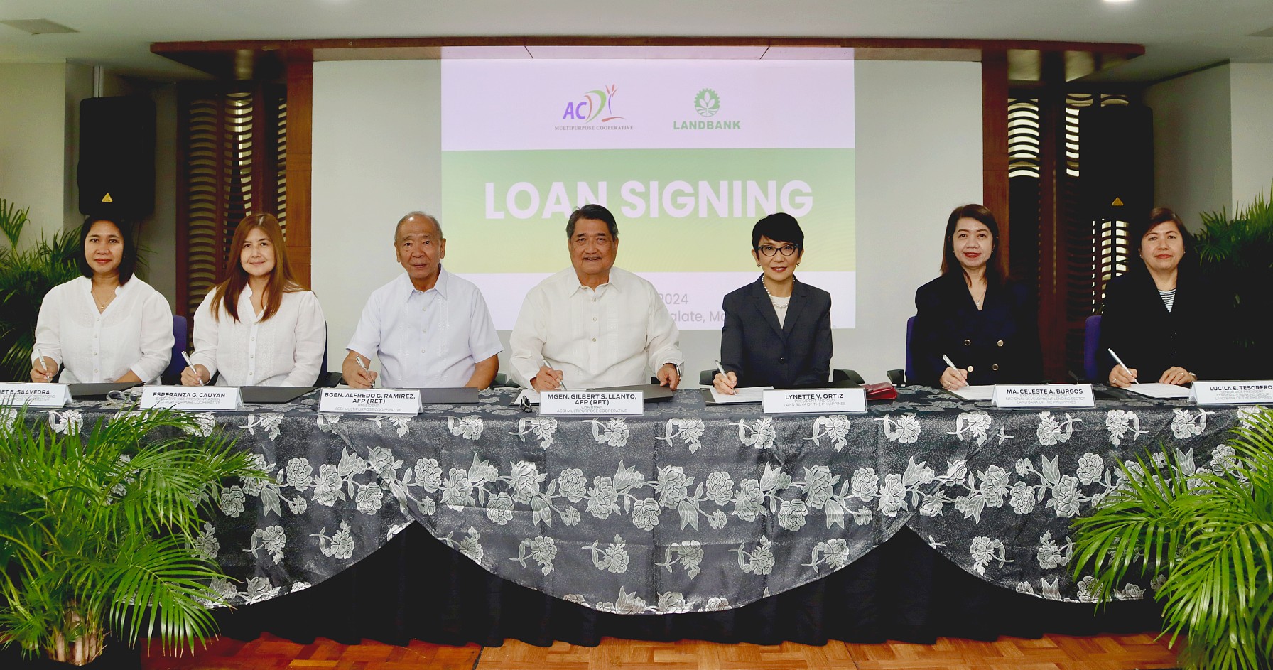PR Photo - LANDBANK backs co-op to expand services for uniformed personnel(1).jpg
