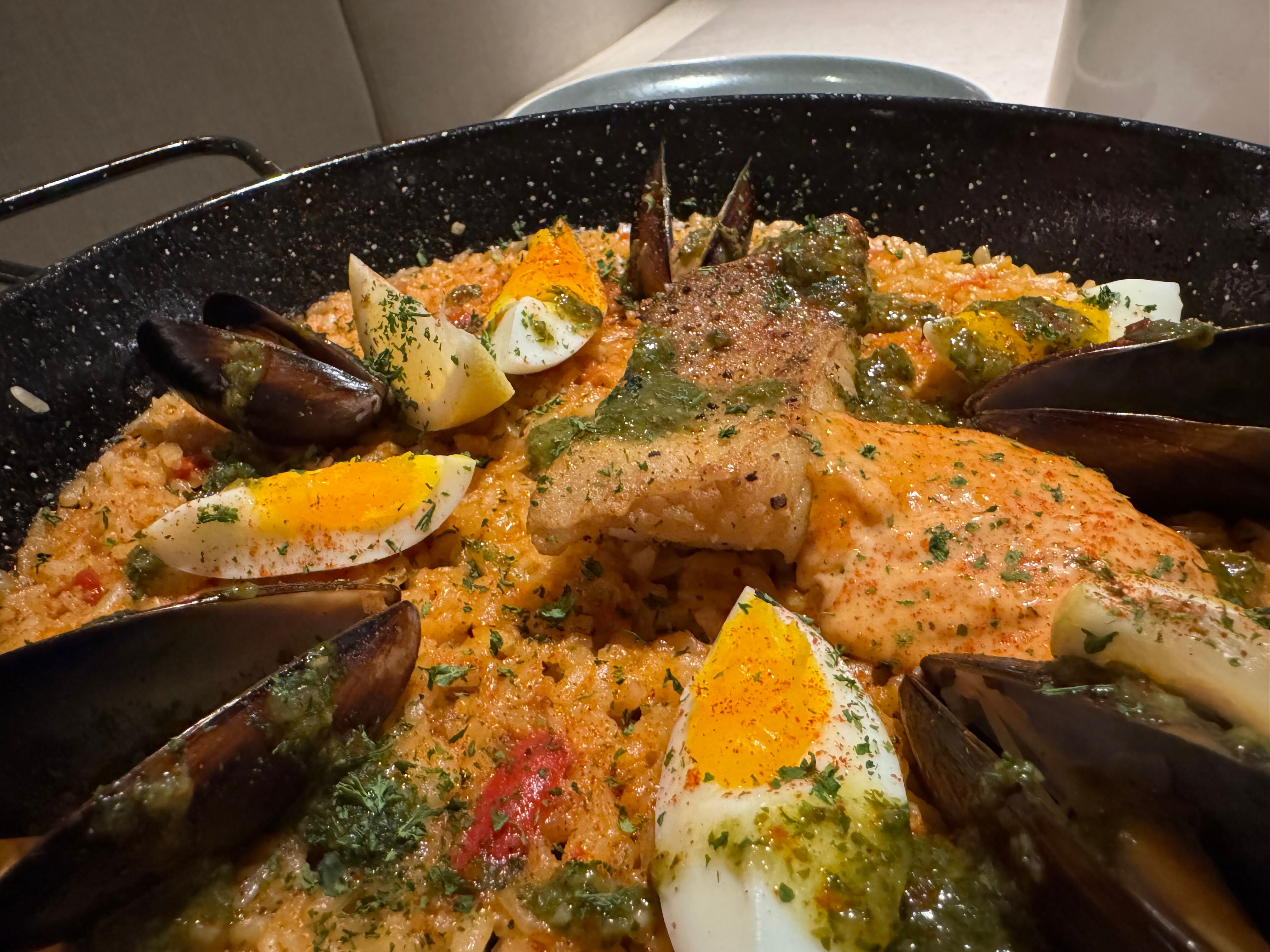 Paella Mariscos 2.jpg