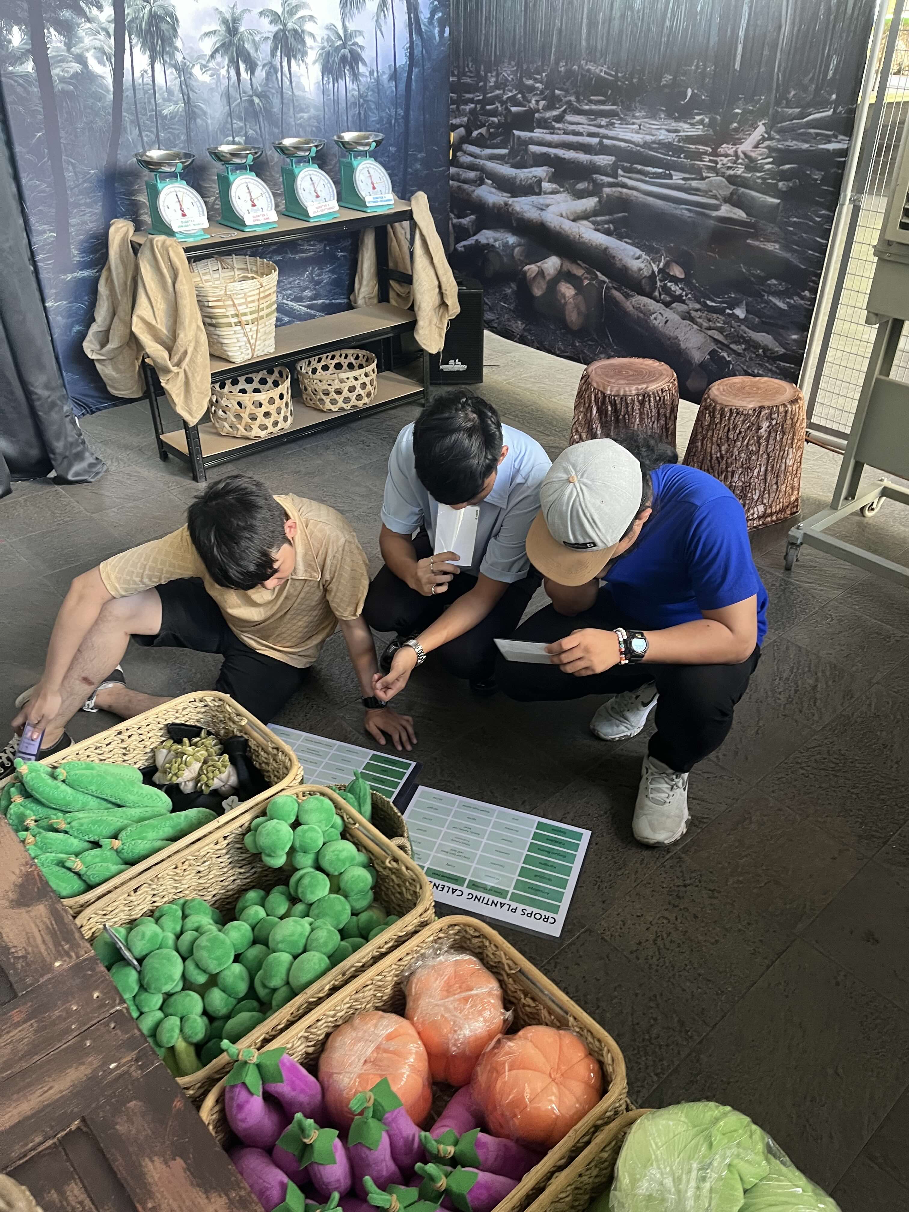 Participants work together to solve the biodiversity crisis.jpg