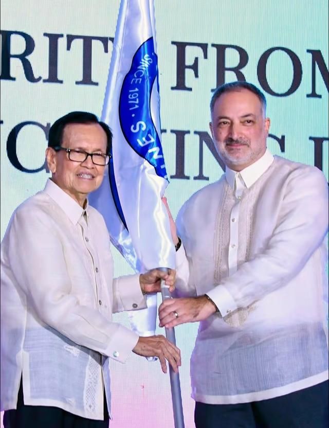 Passing of baton.jpg