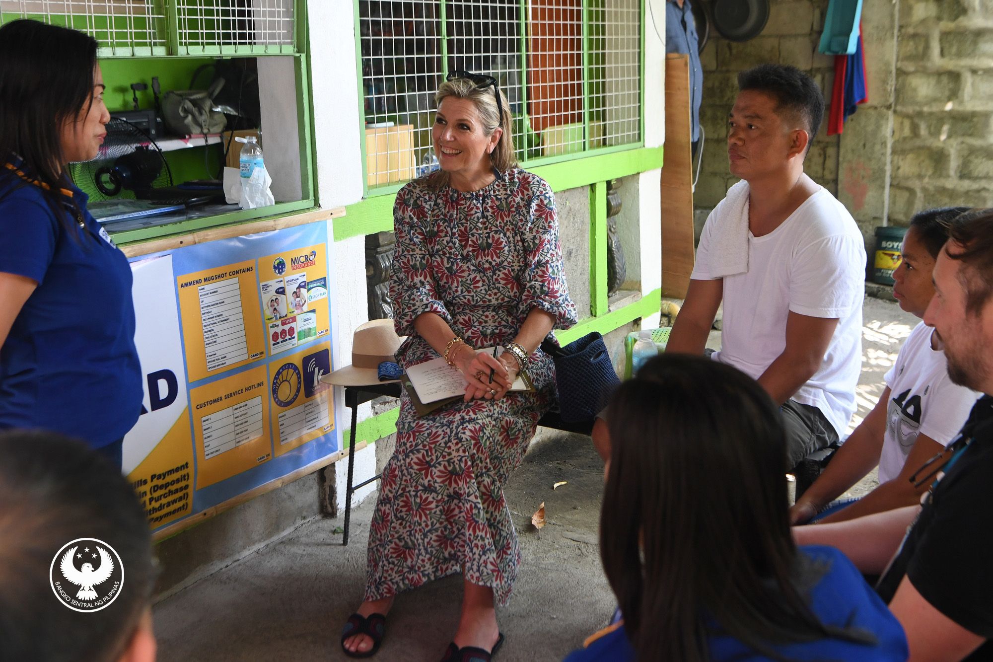 Photo 3_HM Queen Maxima Talim Island Visit.jpg