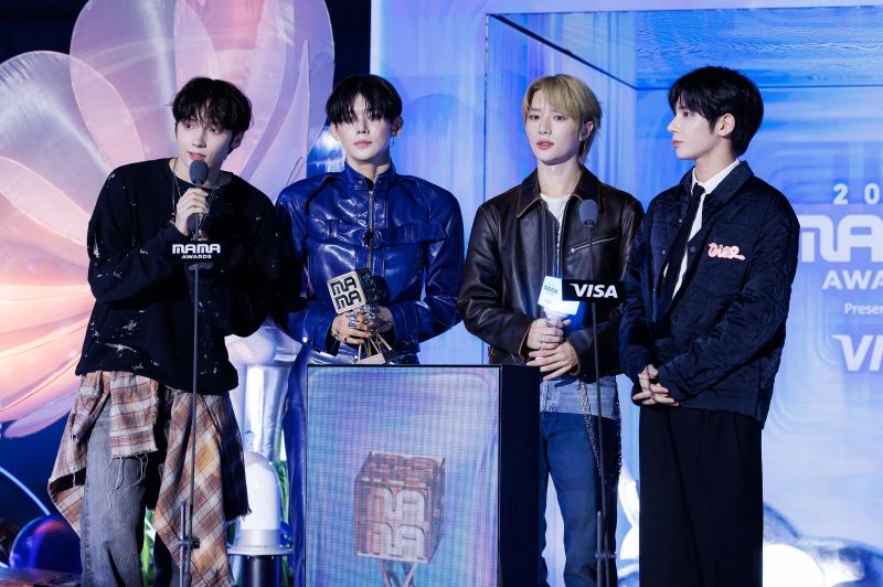 Ponta Pass GLOBAL FAVORITE ARTIST_TOMORROWXTOGETHER 01.jpg