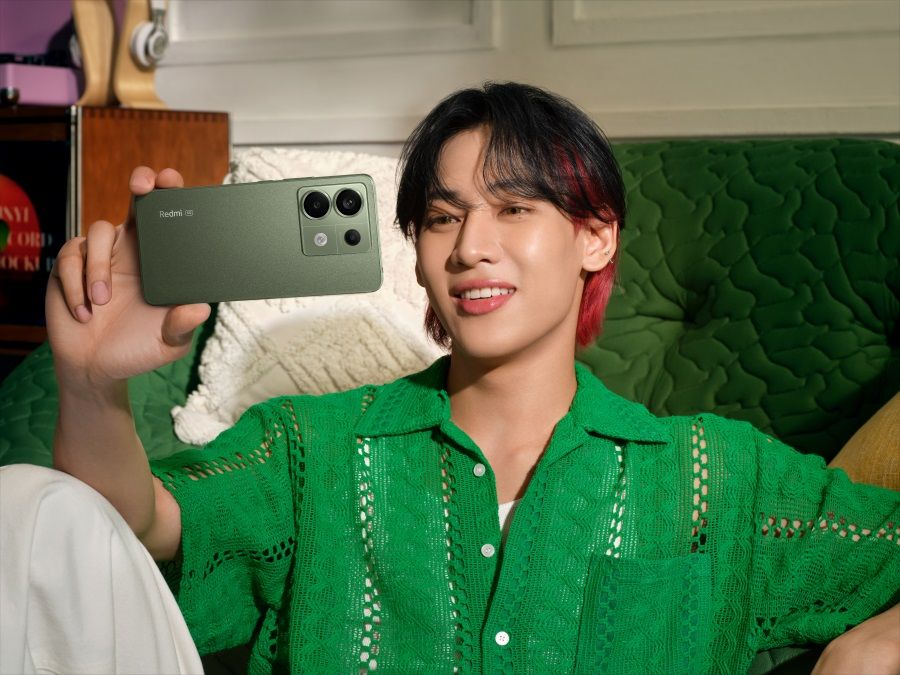 Redmi 13 Pro 5G in Olive Green (1).jpg