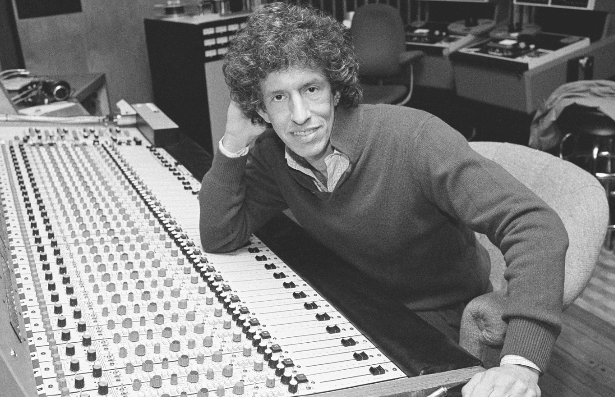 Richard Perry (AP) .png