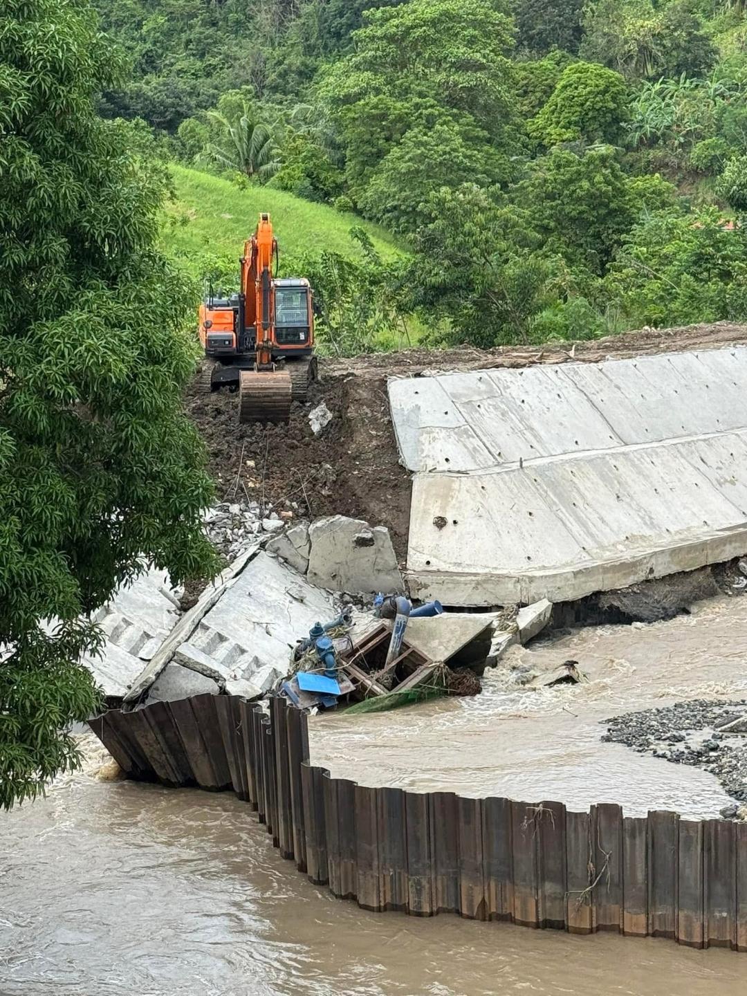 SAN CARLOS CITY WATER TANK.jpg