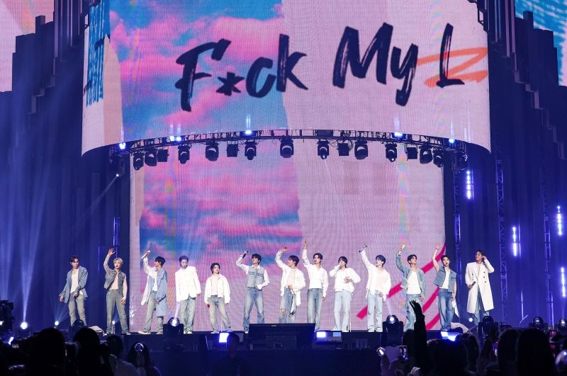 SEVENTEEN_GROUP (2).jpg