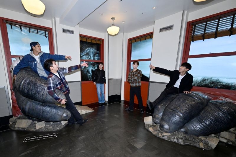 SEVENTEEN_Photo Courtesy Empire State Building_3.jpg