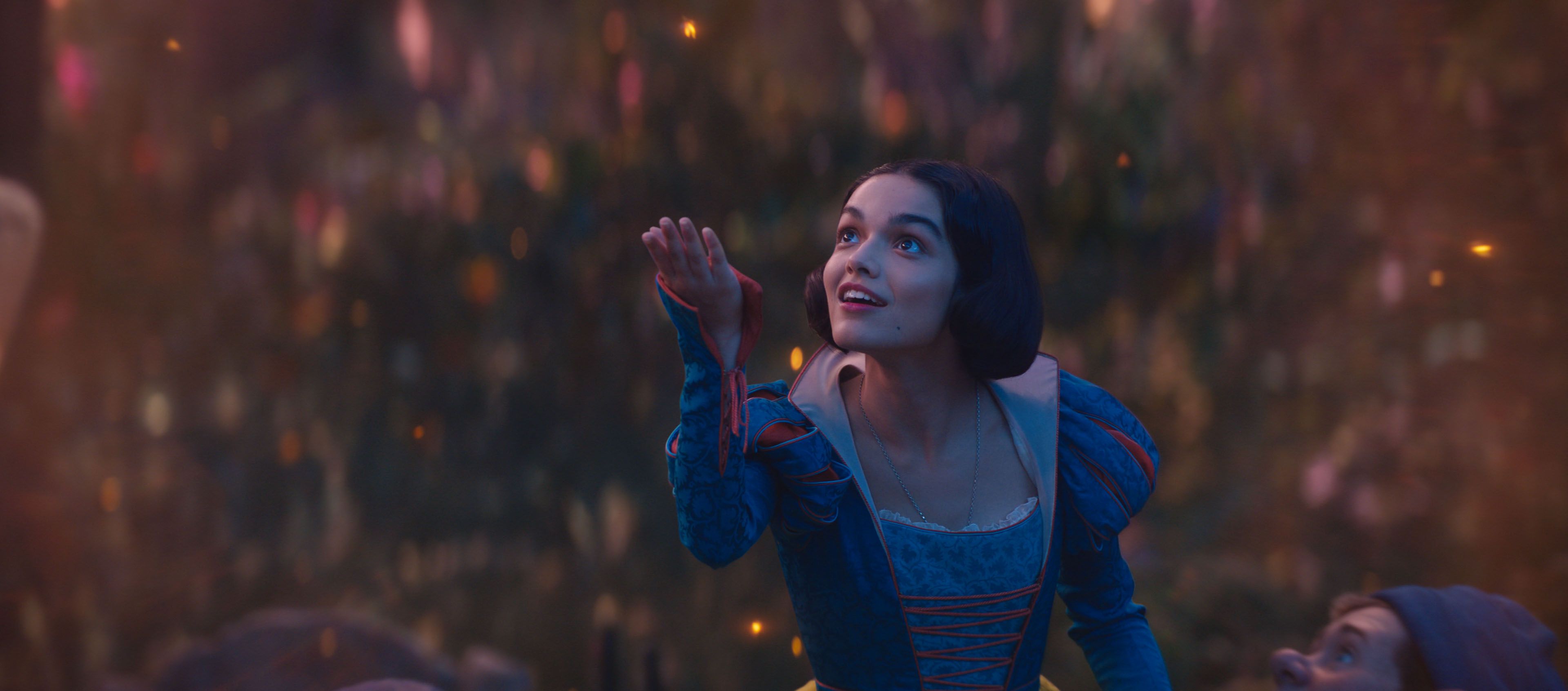SNOW_WHITE_dtrl2_uhd_r709f_stills_241030.089286.jpeg