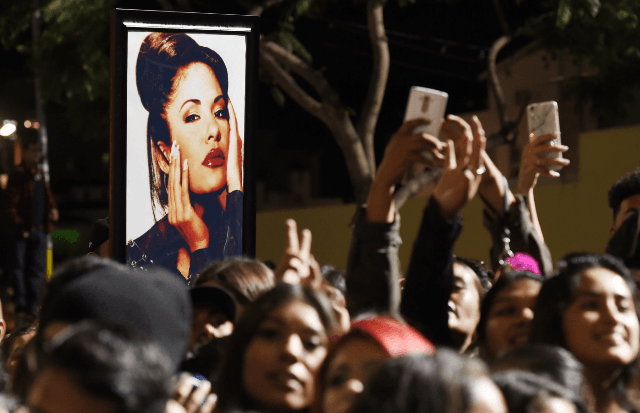 Selena Quintanilla (AP) .png