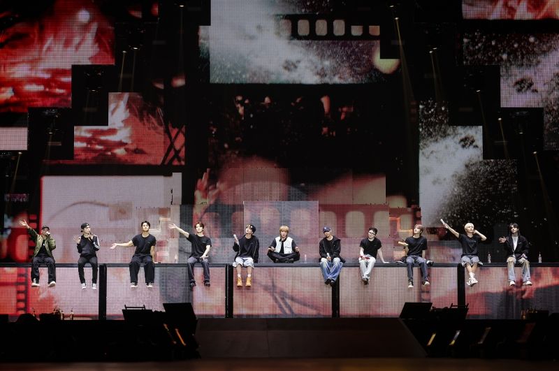 Seventeen_Rosemont (2).jpg