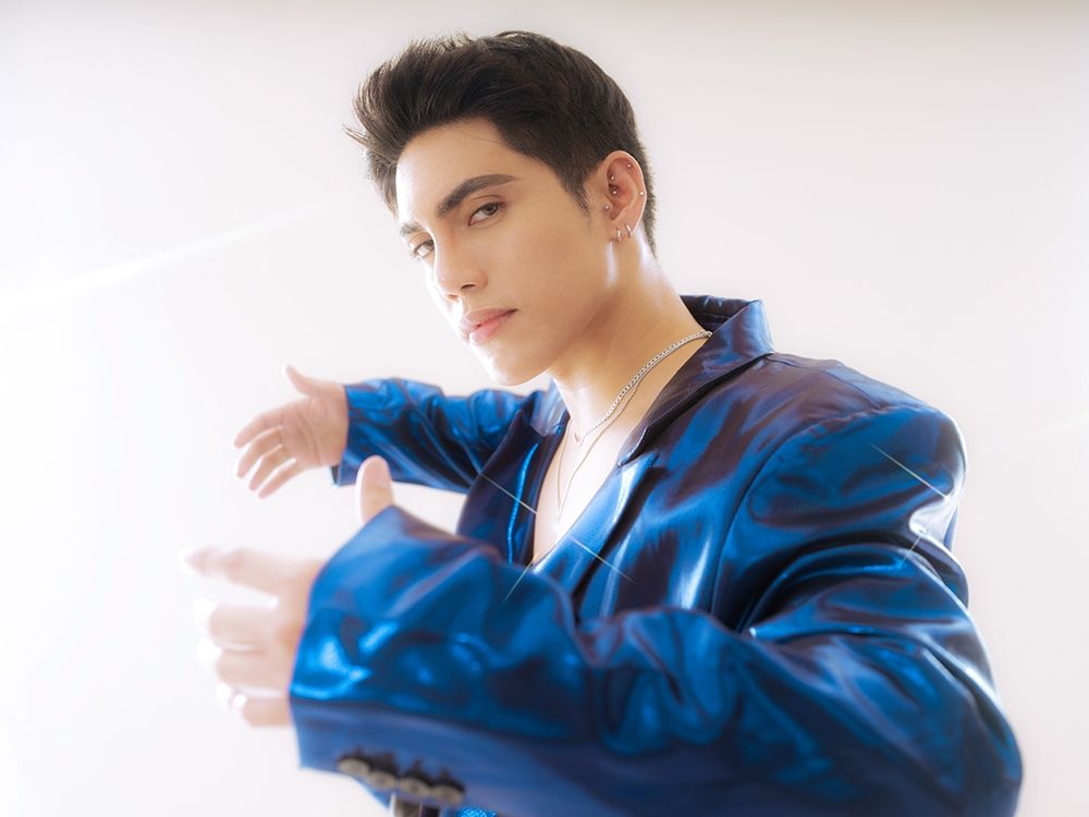 Stell photo from Facebook.jpg