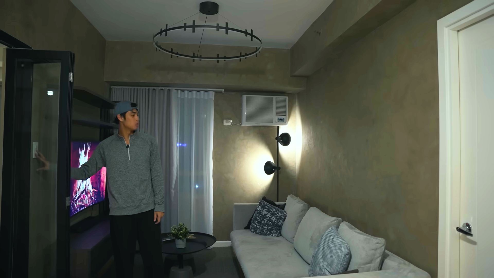 Strapi Format (7)-min.jpg