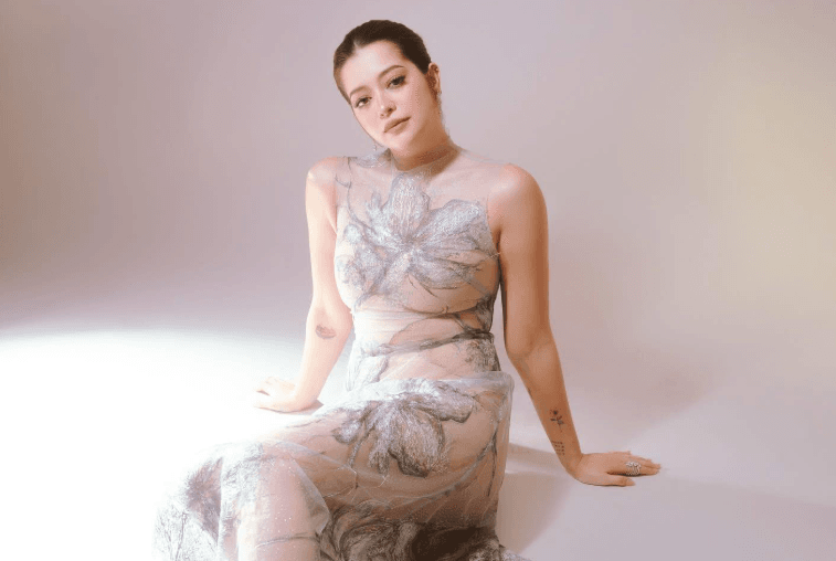 Sue Ramirez (Facebook) .png