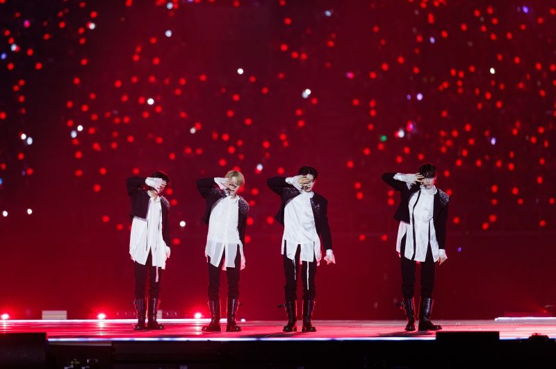 TOMORROWXTOGETHER 01.jpg