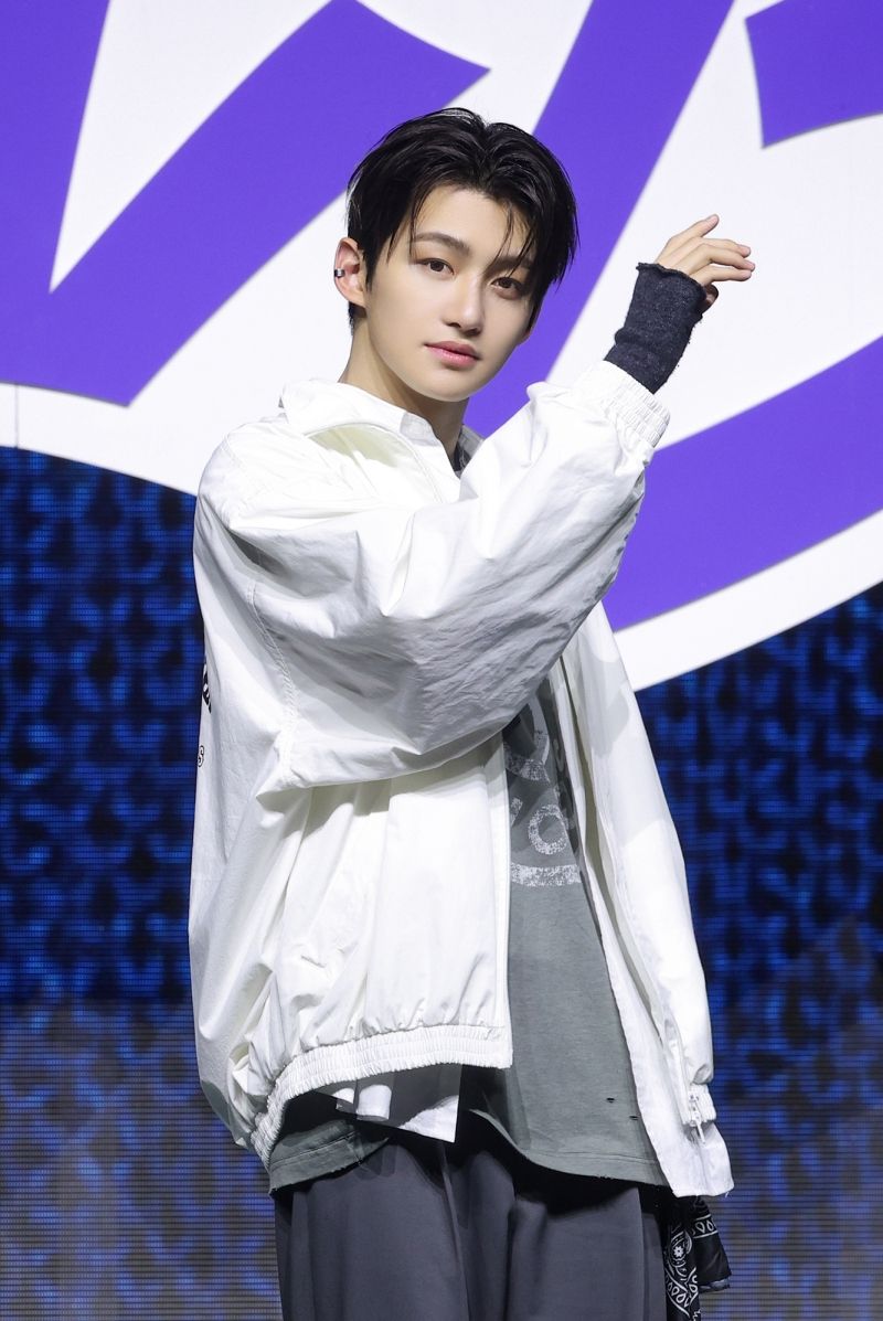 TWS - Last Bell - Media Showcase - JIHOON 1.jpg