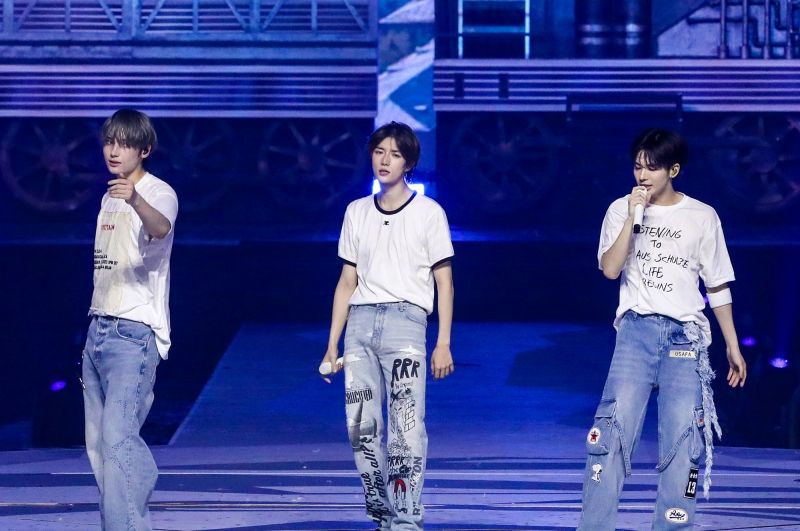 TXT_ACT PROMISE_Unit (BEOMGYU, TAEHYUN, HUENINGKAI).jpg