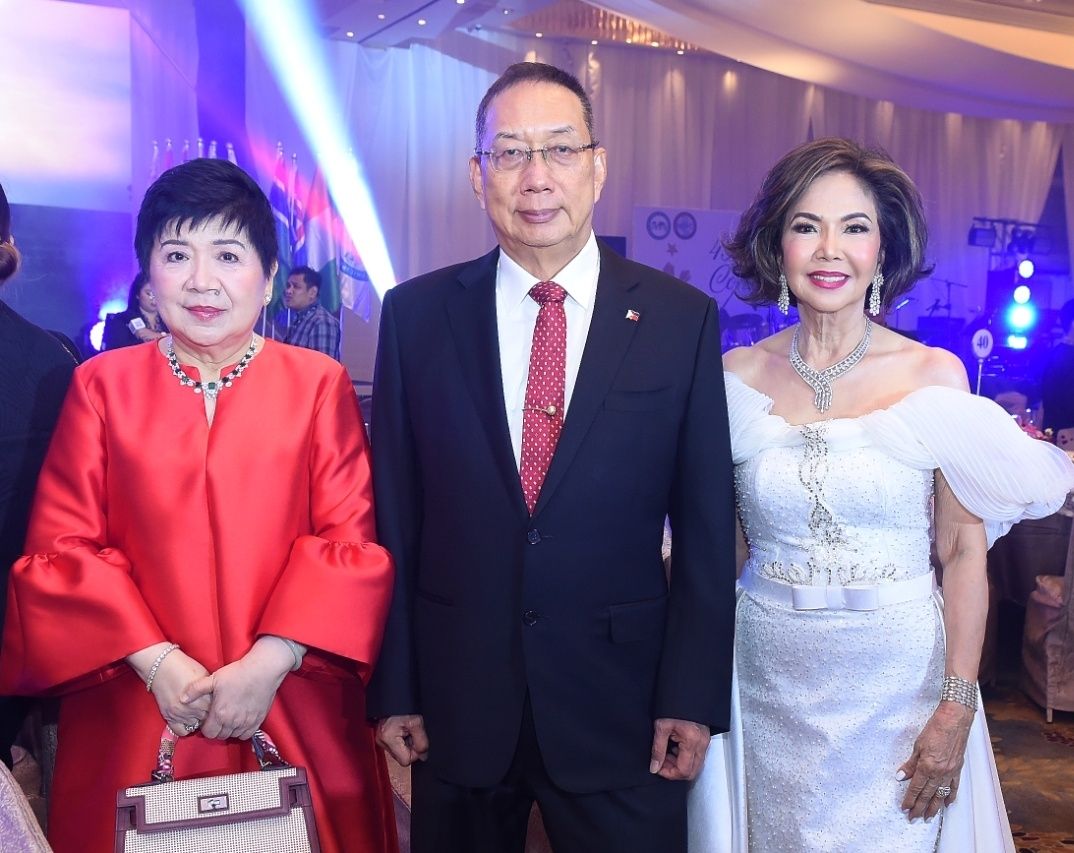 Tanzania honorary consul.jpg