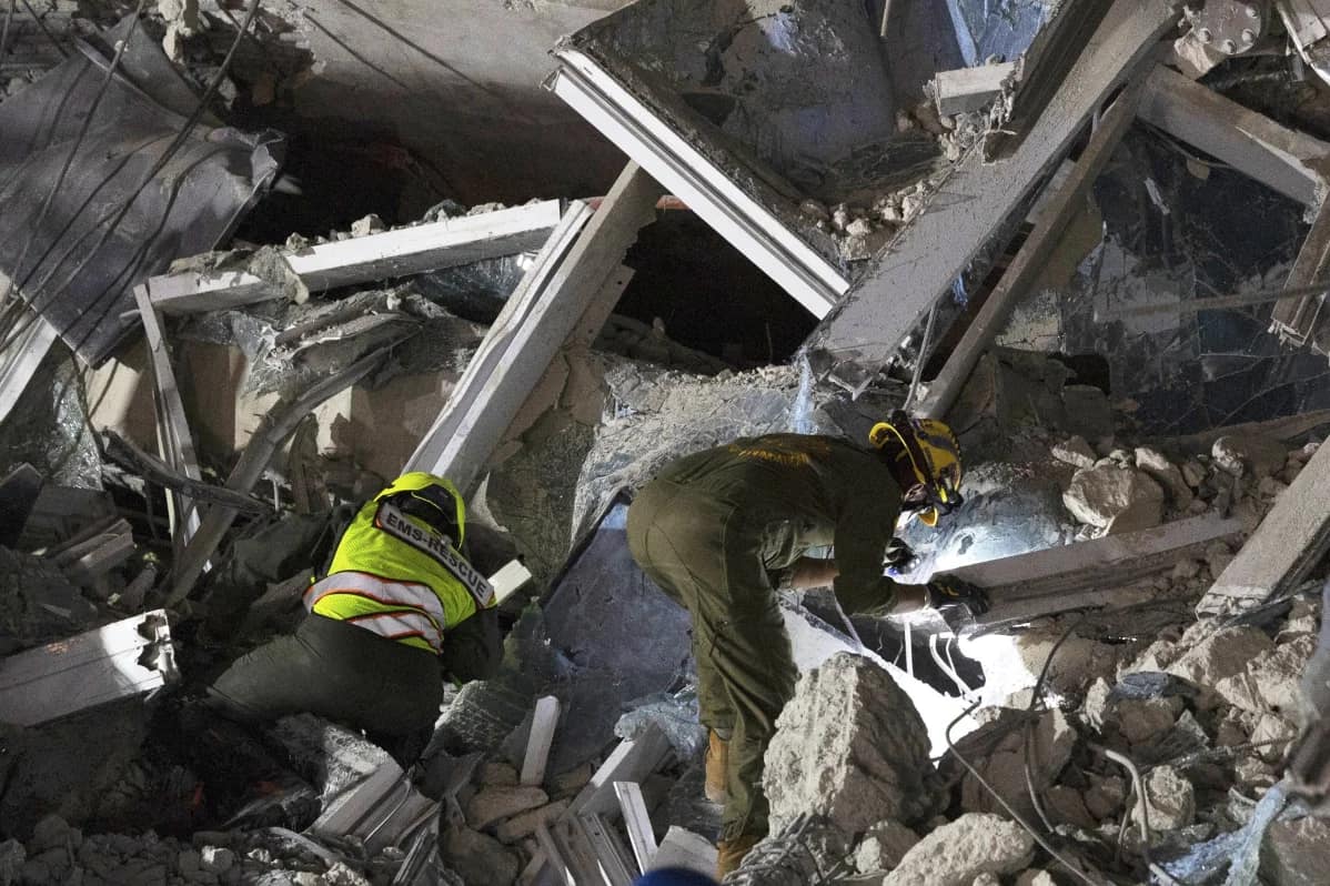 Thailand quake 2.jpeg