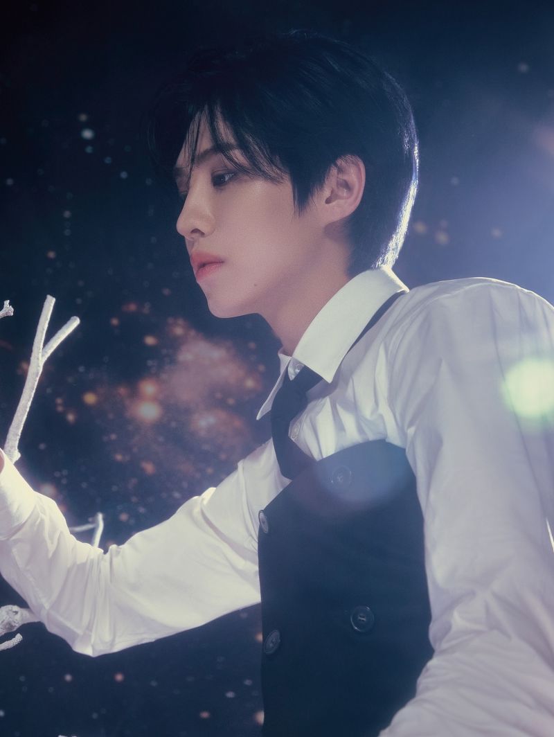 UNIVERSE_YOUTH DEFICIENCY_AYDEN.jpg