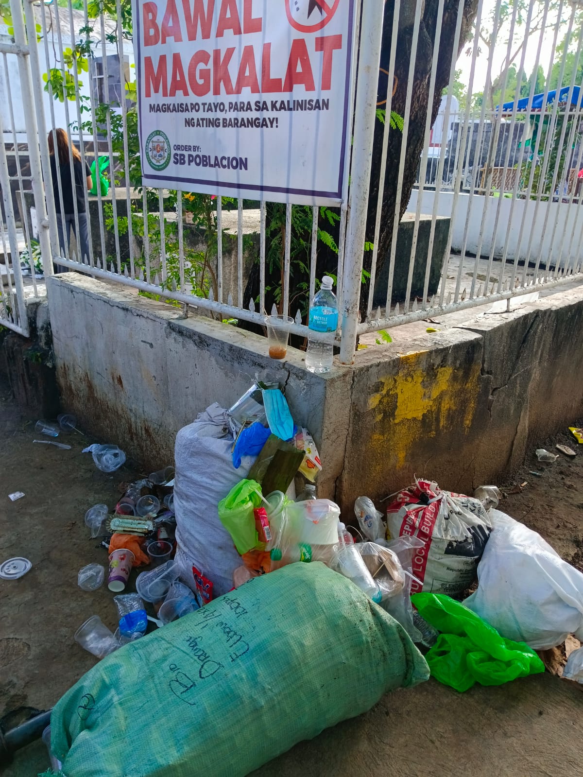 Undas 2024 - Paombong Public Cemetery, Paombong, Bulacan.jpg