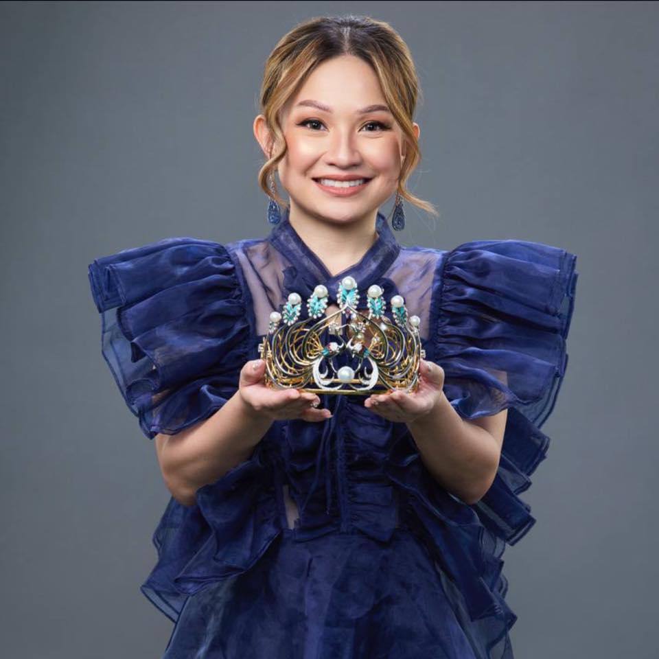 VANESSA AGBAYANI-LO WITH CROWN.jpeg