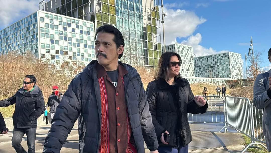 VP Sara with Senator Robin Padilla.jpg