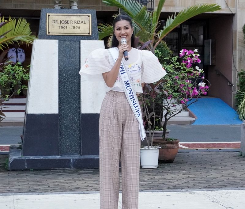 WinWynMarquez (2)A.jpg