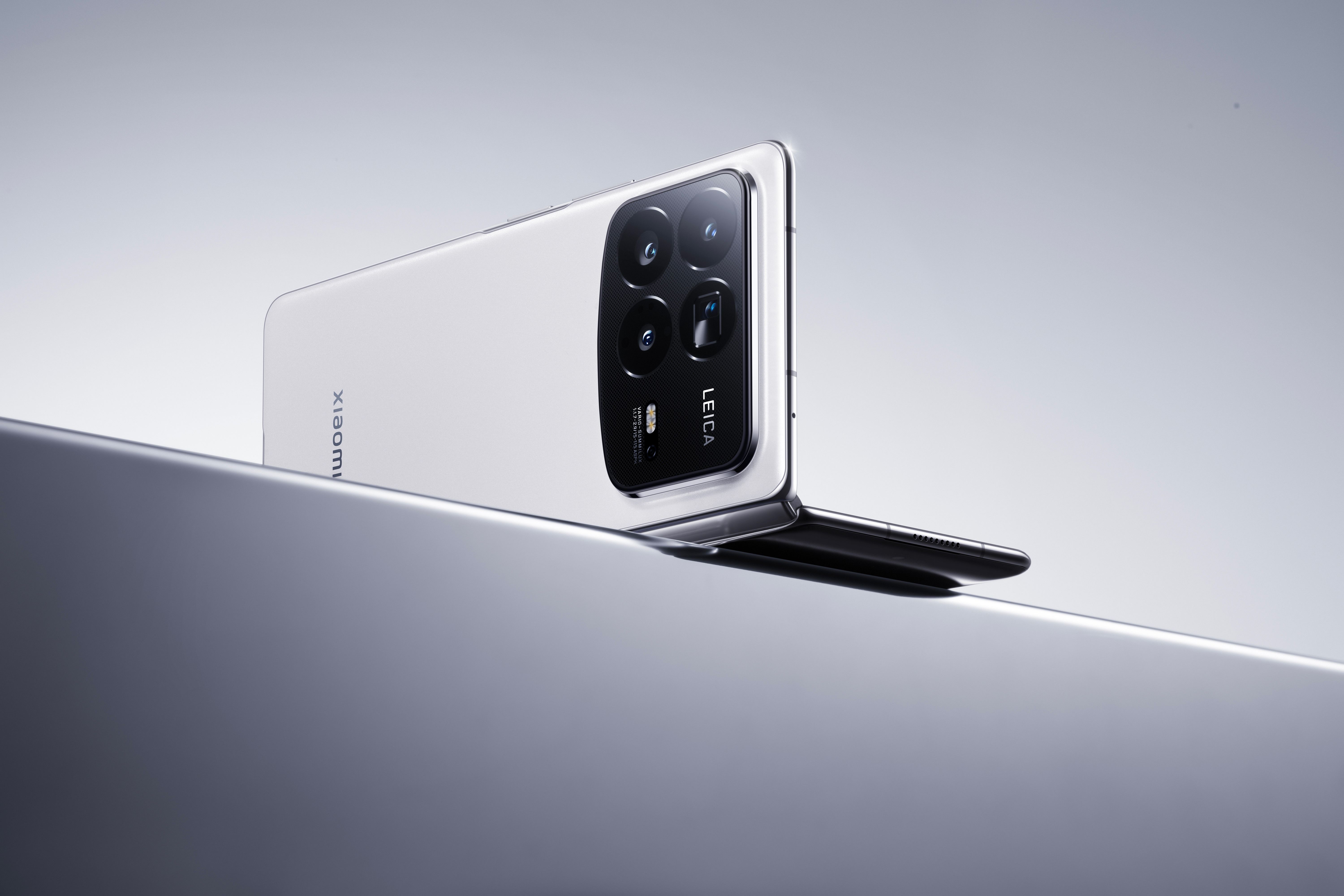 Xiaomi MIX Fold White_2.jpg