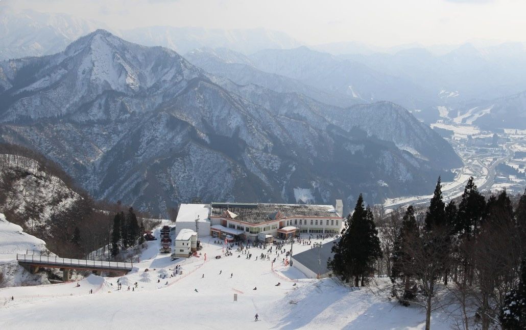 Yuzawa Ski Resorts.jpg