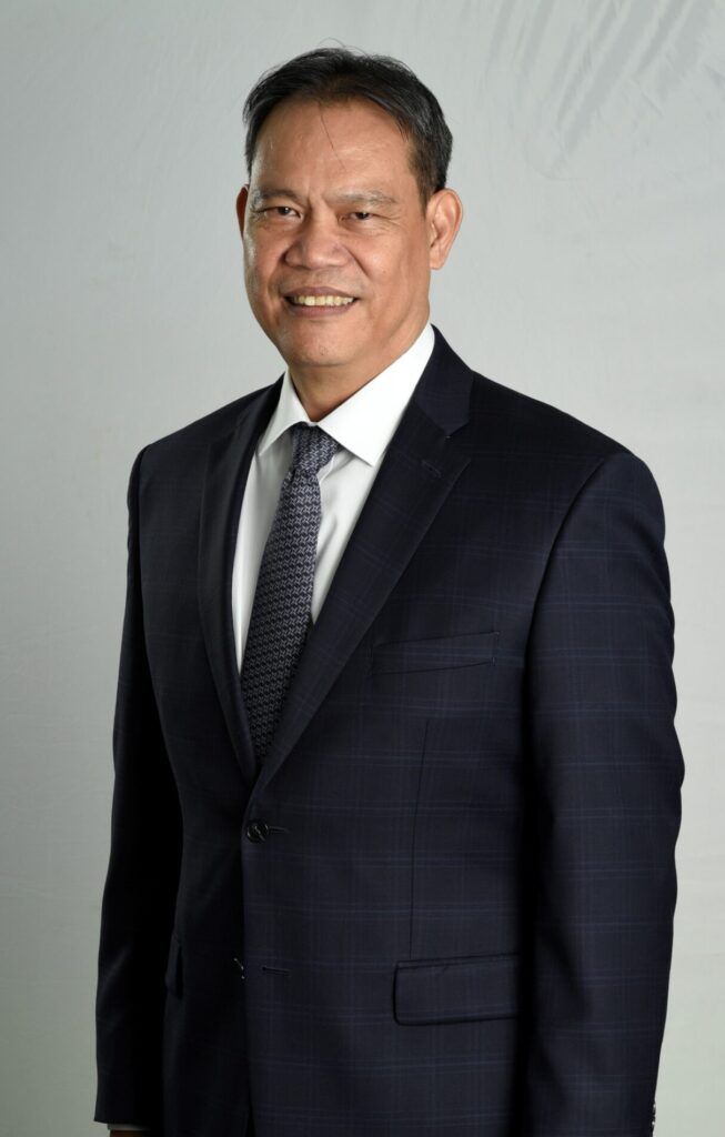 apex luis sarmiento.jpg